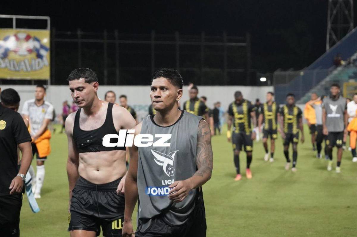 No se vio en TV: afición de Real España le grita de todo a sus jugadores y la celebración de Motagua tras el triunfo