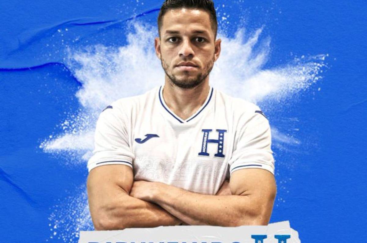 Diego Vázquez pierde a un defensa y convoca de último momento a Marcelo Santos a la Selección de Honduras