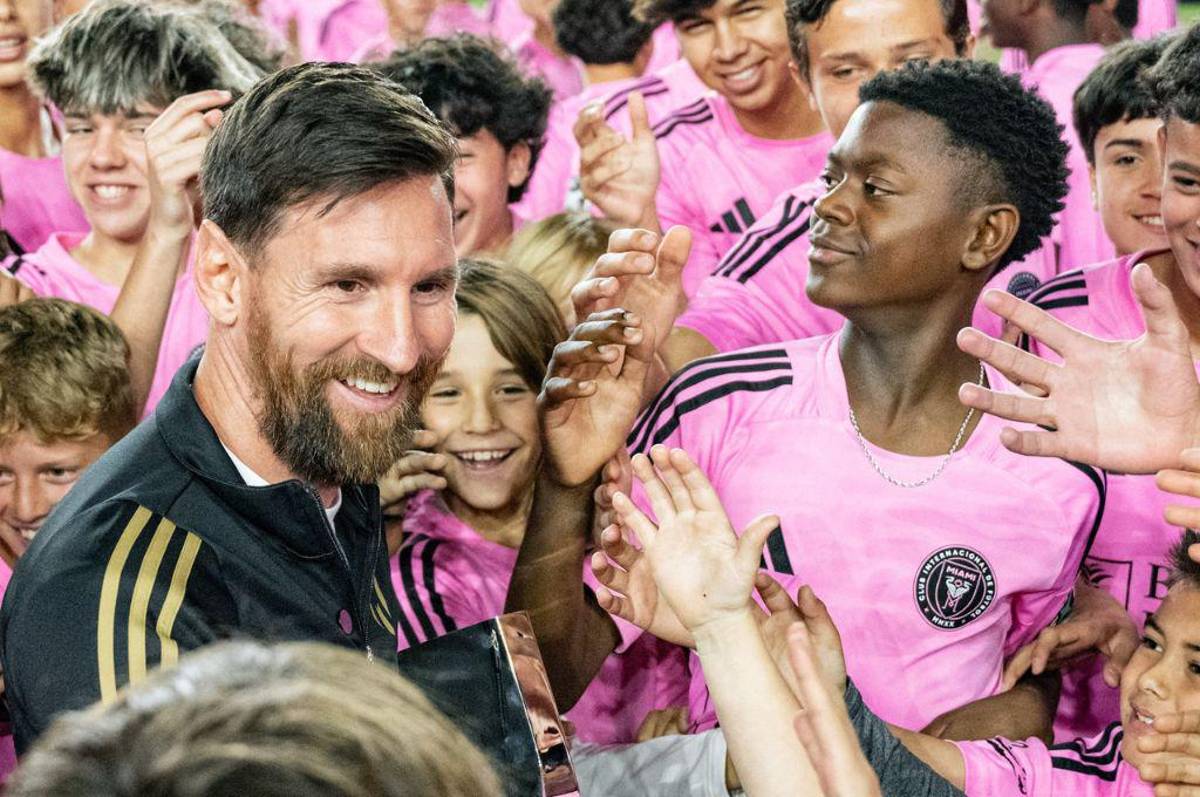 Se molestó con Messi tras su MVP: “es la decepción del año; no le interesa ayudar al Inter Miami; no quiero una foto con él”