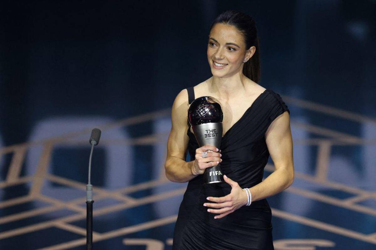 La ‘burla’ de Messi en los Premios The Best, la frustrante reacción del padre de Haaland y Mbappé le ‘dio’ el trofeo al argentino