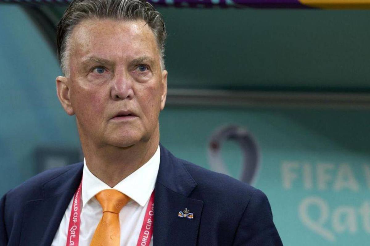 La broma de Van Gaal, ex entrenador del Barcelona, con el cáncer: “Puedo orinar, pero no hacer el amor”