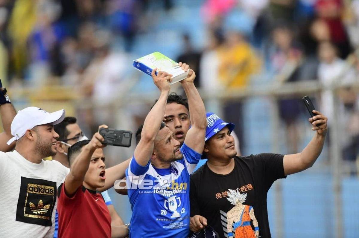 El gran gesto de Pereira con Omar Elvir, las lágrimas de Castellanos por la copa 18 de Motagua ¿y Rougier se despide?