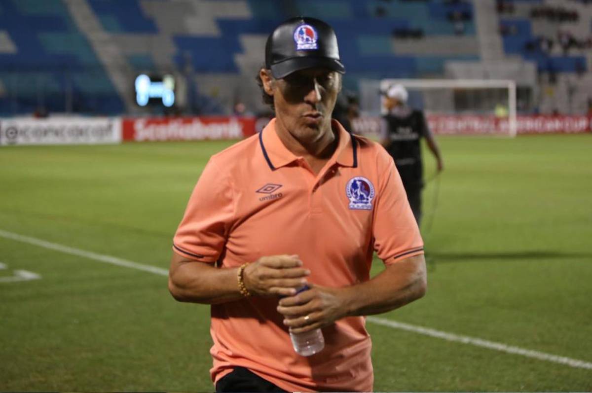 La reacción de Pedro Troglio tras el empate de Olimpia ante CAI: “Me da lástima porque merecimos ganar”