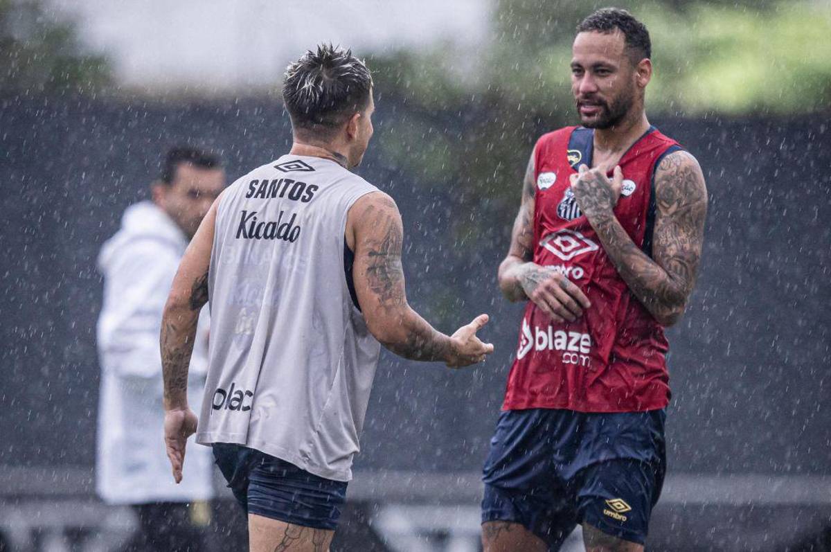 El Santos sigue armando un equipazo con sus fichajes: del Porto de Portugal a Brasil para jugar con Neymar