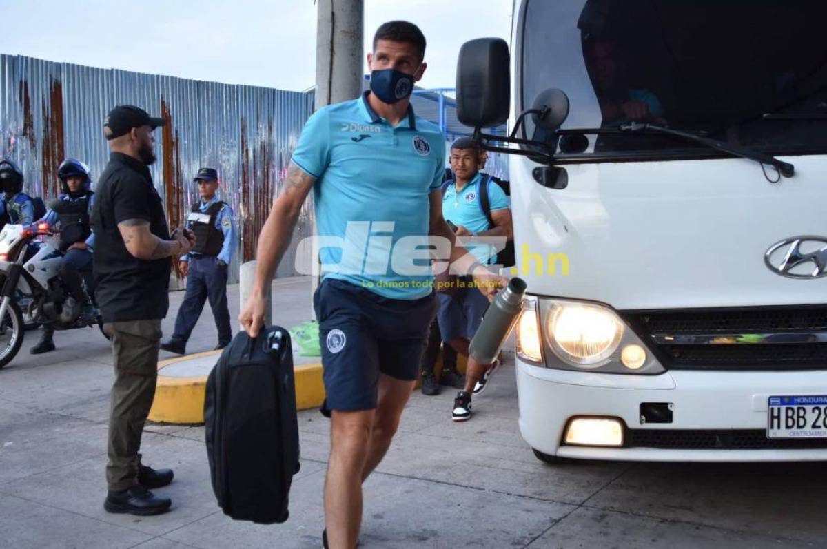 Así se vivió el ambientazo en el estadio Nacional Chelato Uclés por el Motagua-Olimpia de la Liga Concacaf