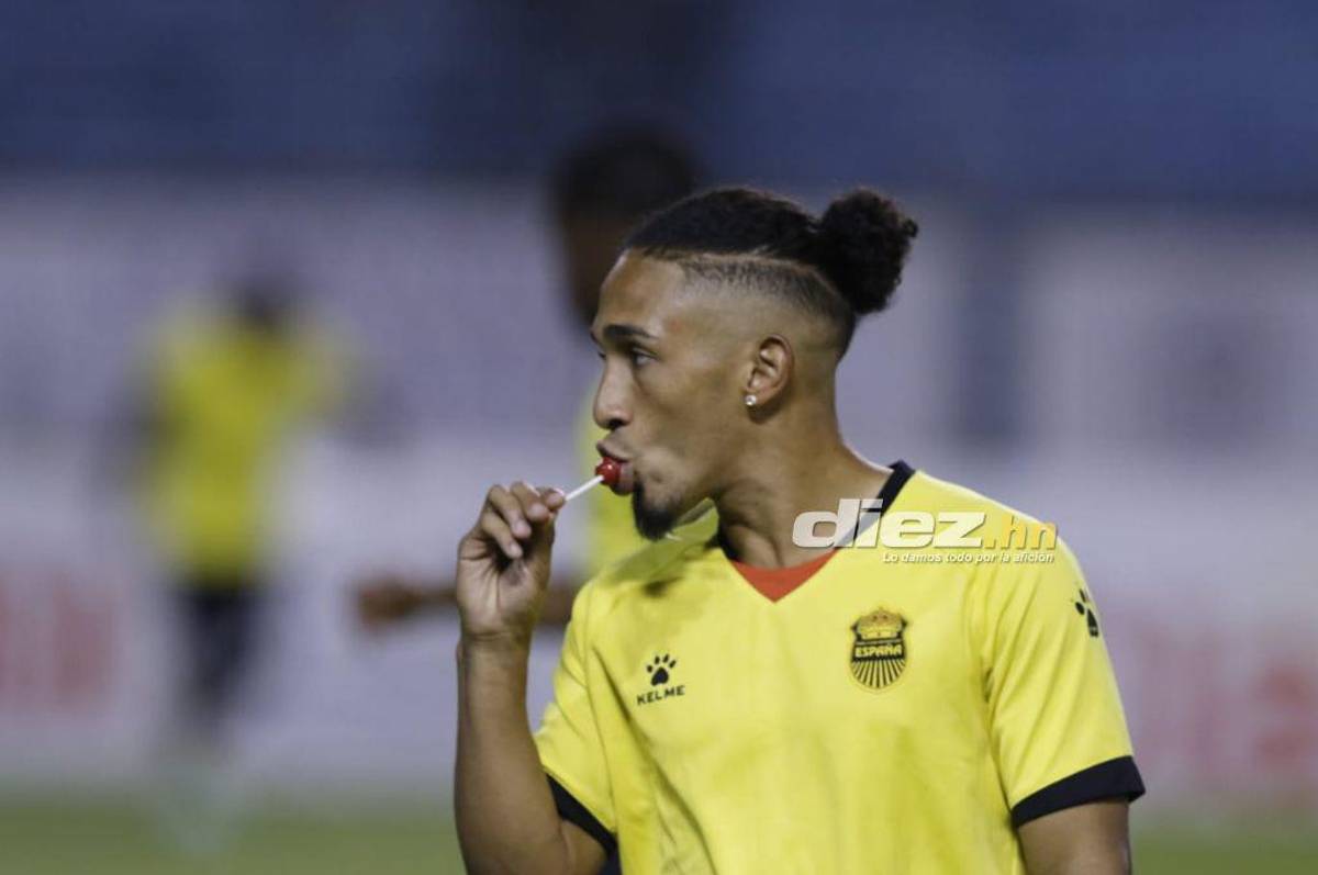 Piden la salida de Falero, el youtuber estadounidense que llegó al Olímpico y lo que pasó con hincha de Real España