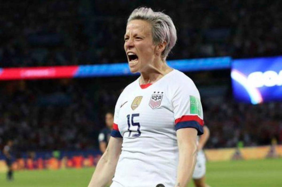 Decisión histórica: Federación de fútbol de EEUU anuncia salarios igualitarios para equipos de hombres y mujeres