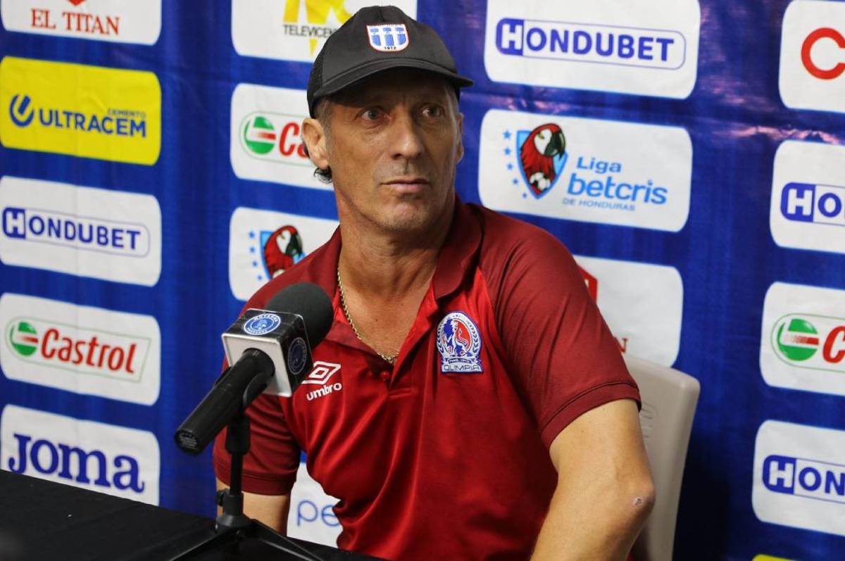 Pedro Troglio se desahoga: “Me encantaría estar donde está Motagua, me duele el alma no estar en Concacaf”