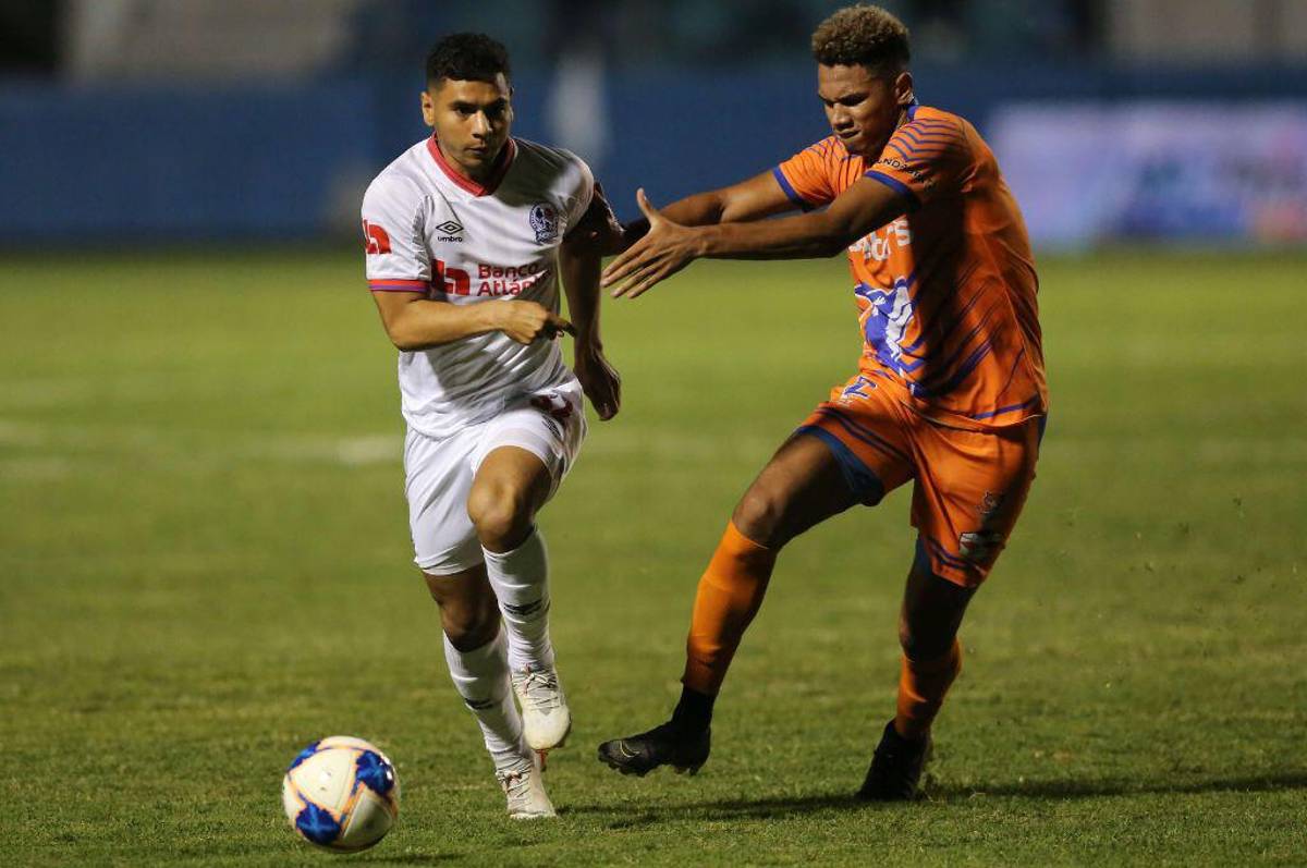 Ya no será en Tegucigalpa: Lobos de UPNFM confirma nuevo cambio de estadio y horario para el partido ante Olimpia