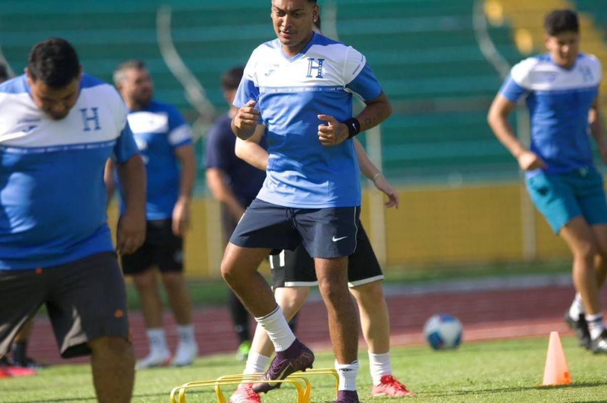 Supremo confirma que termina relación y revela la cantidad de dinero que ganó en redes por el Honduras-El Salvador: Lo arruinó...