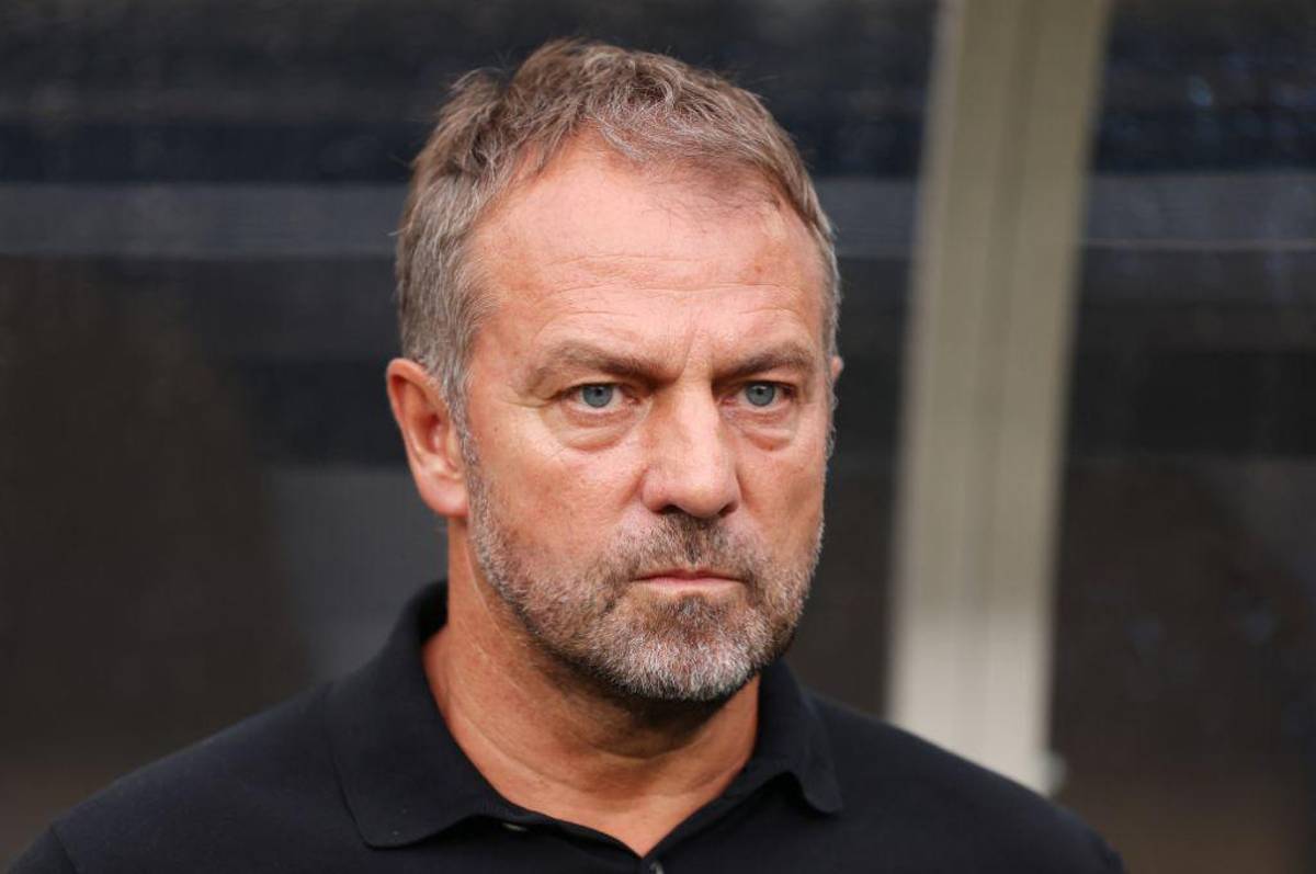 La reacción de Hansi Flick tras la goleada del Mónaco al Barcelona a días del inicio de la Liga de España