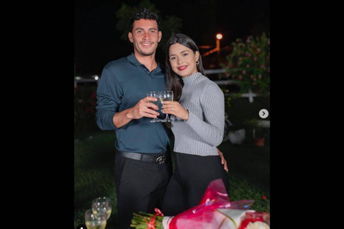 ¡Se casó un tricampeón! Futbolista de la Liga Nacional contrajo matrimonio con una hermosa odontóloga hondureña