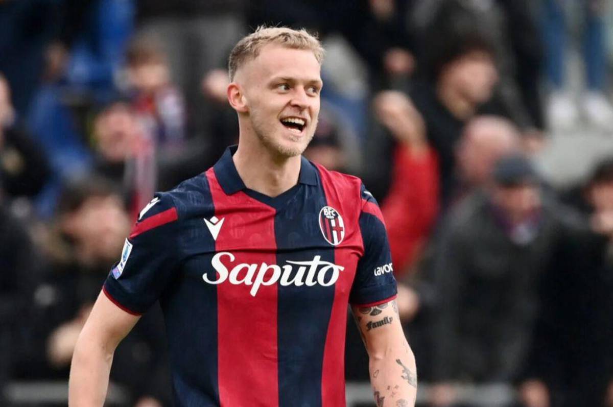 ¿Qué es lo que tiene? la llamativa marca que mostró un futbolista en su cuello y explica todo: Es una mordida zombie”