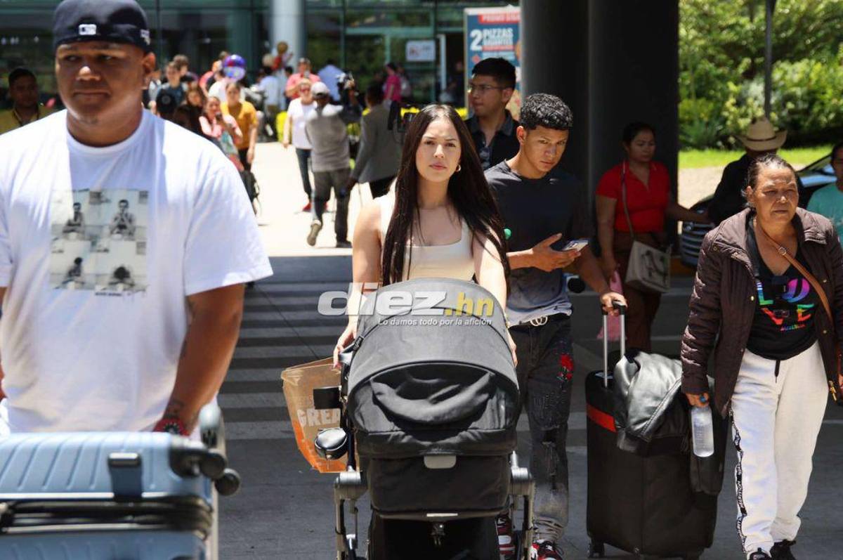 Ya están en Honduras: Locura de las chicas por Luis Palma en el aeropuerto y el tierno beso de Kervin Arriaga a su esposa