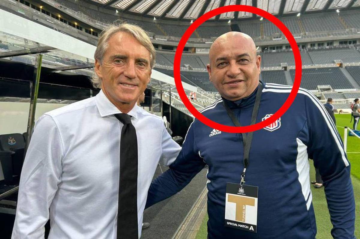 Muere Erick Rodríguez, asistente técnico de Costa Rica mientras se disputaba el amistoso contra Emiratos Árabes Unidos