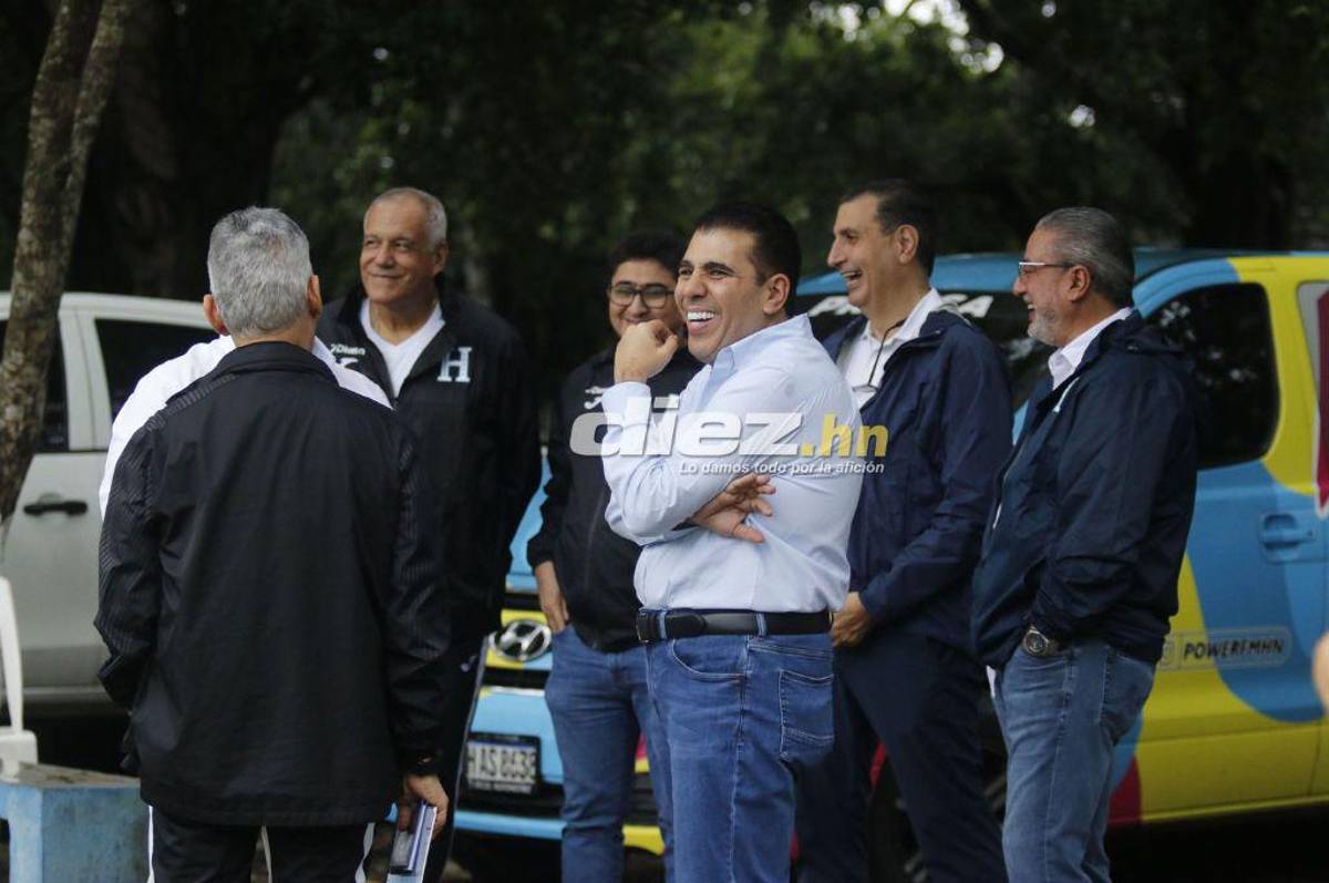 Así fue el entreno de Honduras tras el gane ante México: alegría total de Luis Palma y el jugador que trabajó en solitario