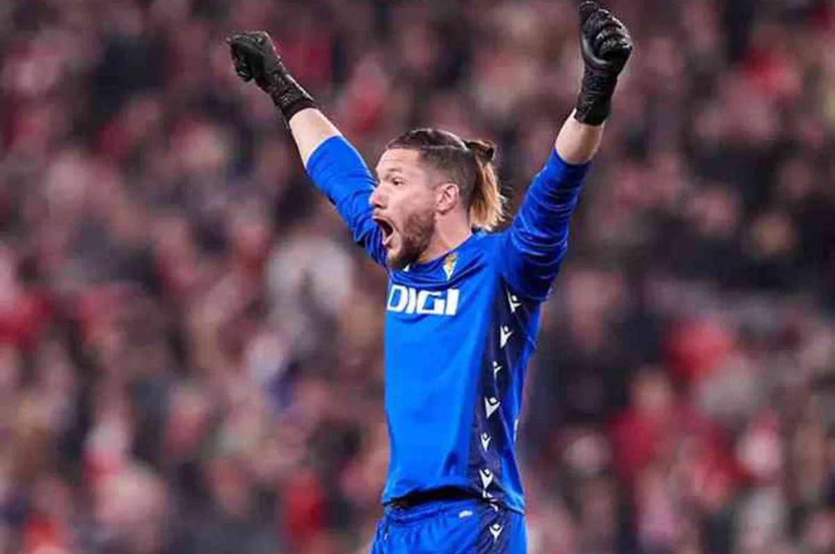 Ex del Real Madrid a Turquía, Mourinho apuesta todo por un jugador del Barcelona y Guardiola recibe doble golpe de Arabia