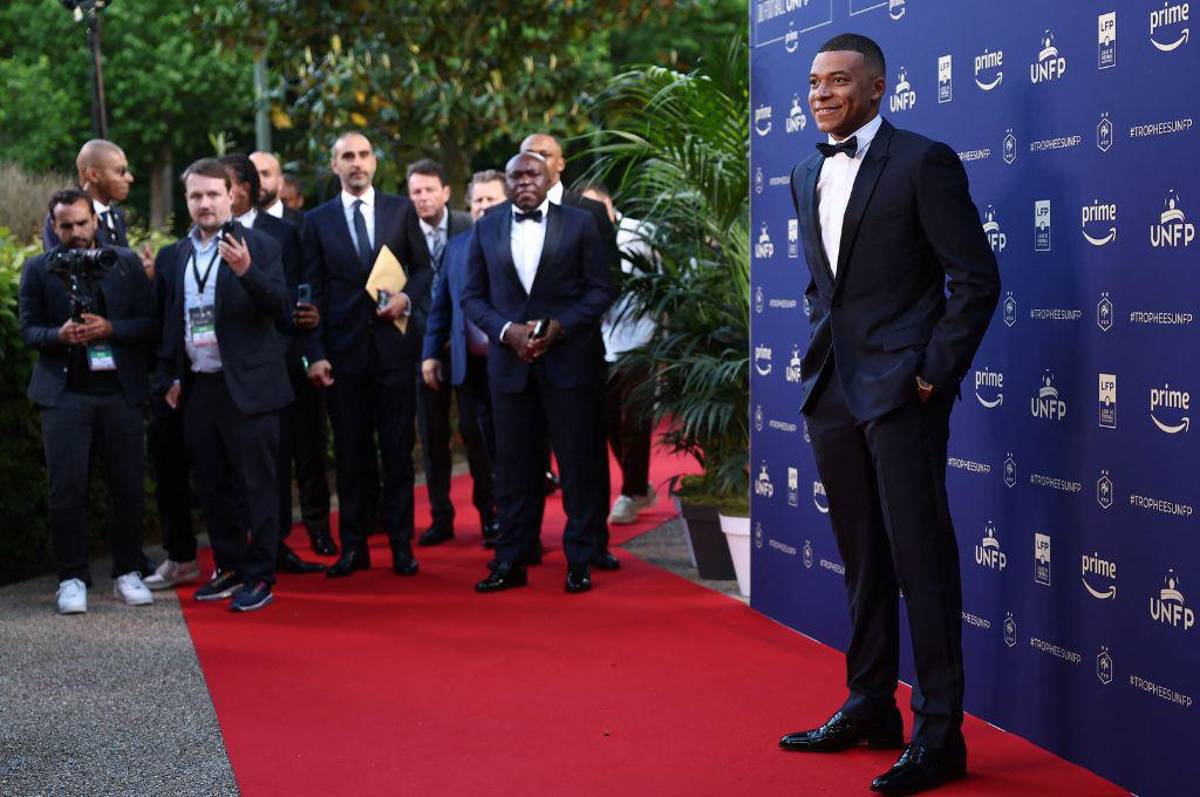 El premio que recibió a Mbappé antes de ‘irse’ al Real Madrid tras anunciar su adiós del PSG de Francia