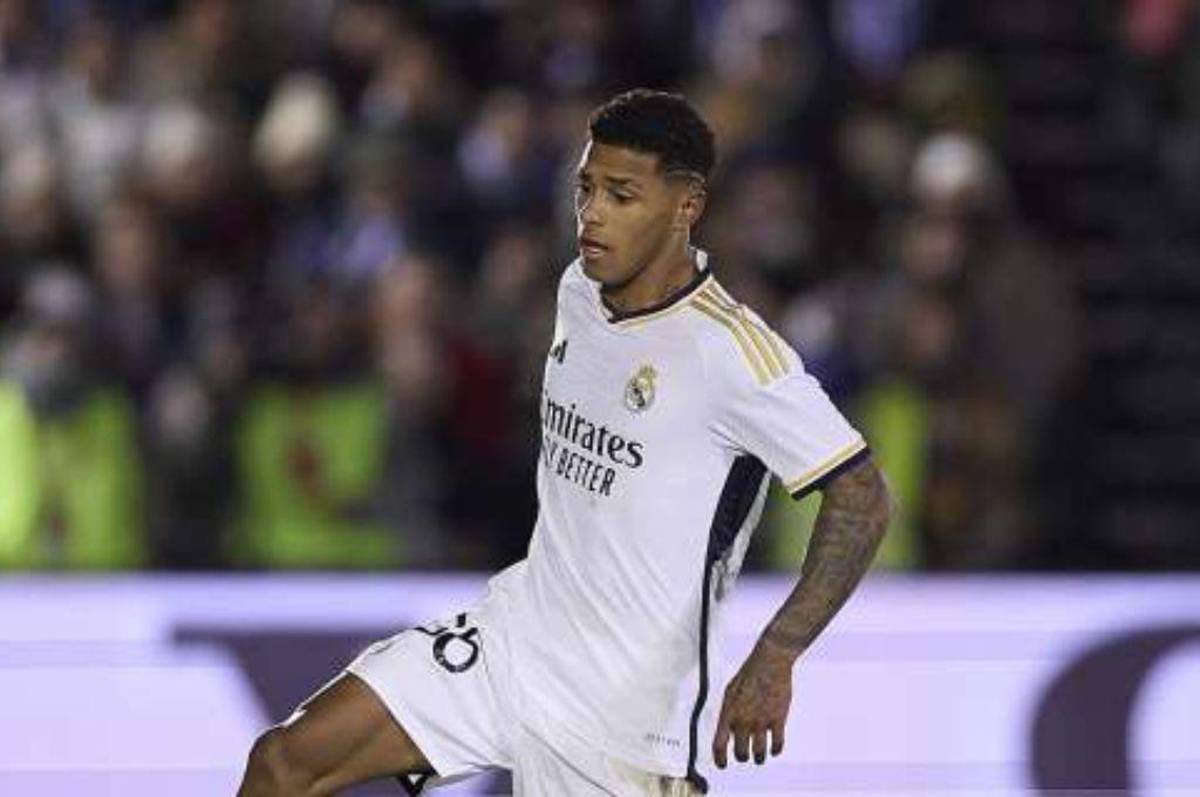 Se tatuó el nombre de “su hija” y descubrió que no es el padre biológico: “Hicimos pruebas de ADN y salieron negativas”