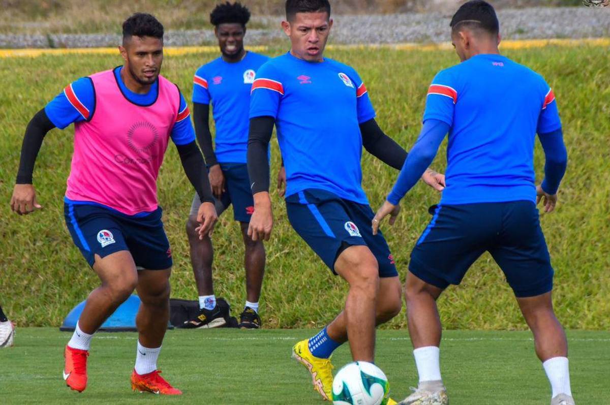 ¡Con Chirinos y Alex López! Pedro Troglio emprendió los trabajos en el Olimpia ¿qué pasará con Najar y Benguché?