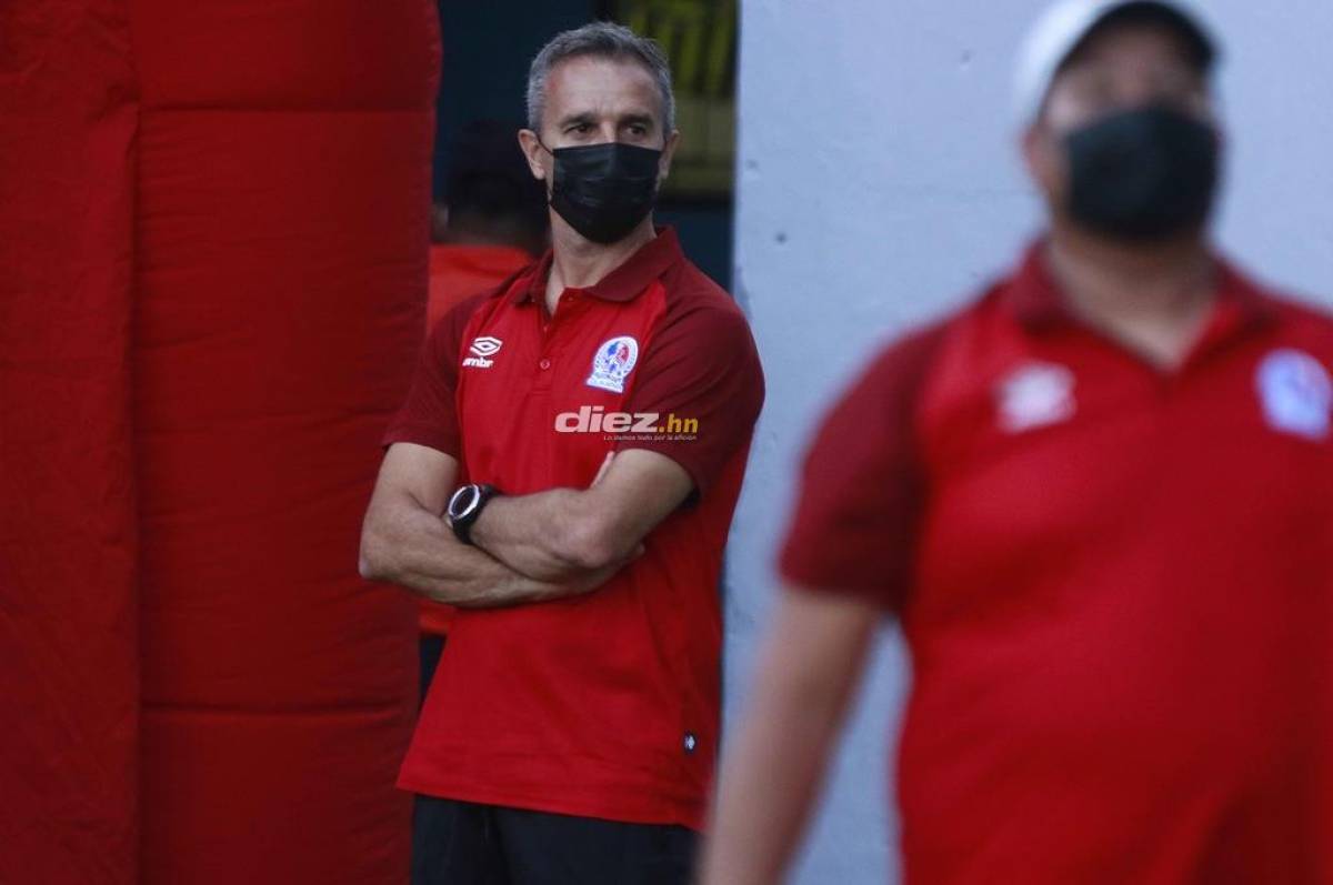 Pablo Lavallén encuentra su fórmula en Olimpia y ya tiene un equipo base para la búsqueda del Pentacampeonato