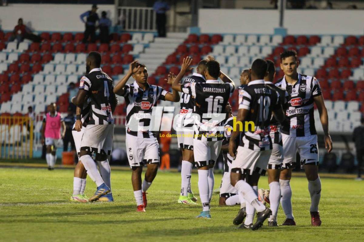 Lo que nos dejó Motagua vs Tauro en el Nacional, Diego Vázquez y su inseparable compañía, Tejeda y su sufrimiento