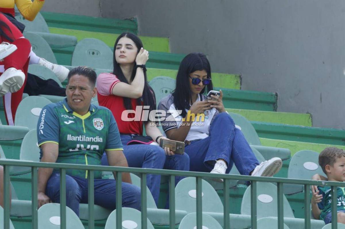 El ambiente en el Yankel por el clásico Marathón-Real España; las bellas mujeres que deslumbran en las graderías