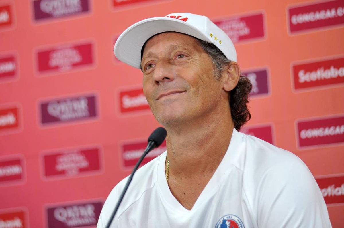 Copa Centroamericana: Troglio confirma cuatro bajas del Olimpia ante CAI y advierte con un nuevo doblete