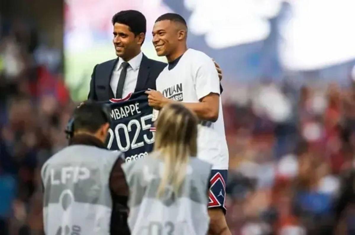 Un niño de 15 años causa revuelo al fichar con un grande, el contrato estratosférico de Cristiano y el nuevo problema de Mbappe