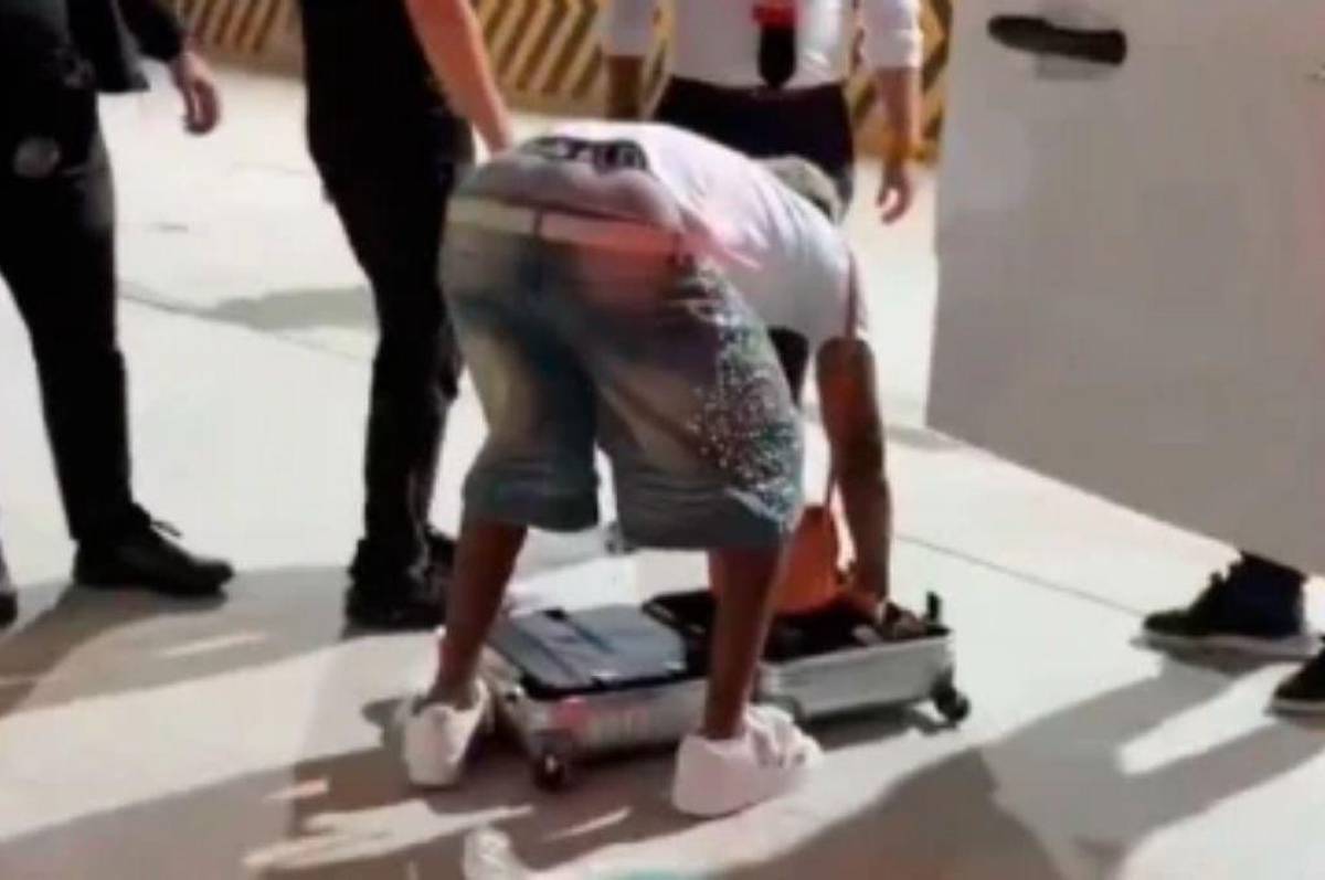 ¡Atrapado en Turquía! Yamal vive momentos de tensión al perder uno de los papeles más vitales en su regreso a España