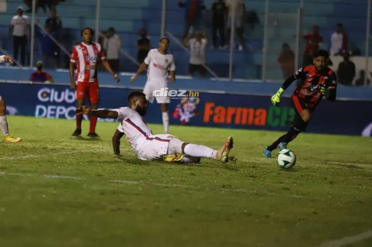 Así fue el estirón de Jorge Benguché para anotar el segundo gol del Olimpia en Tegucigalpa.