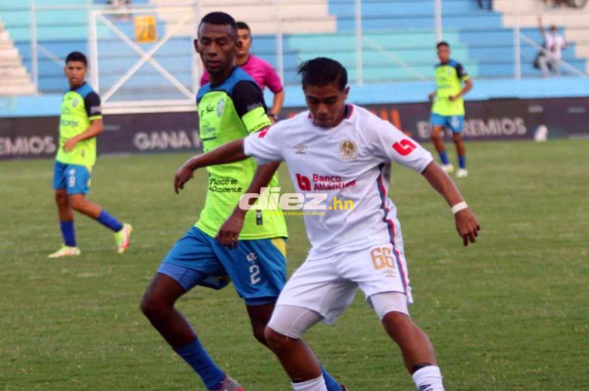 ‘Chelito’ Martínez y otros futbolistas que destacaron en Liga Nacional pero antes hicieron carrera en segunda y hasta tercera división