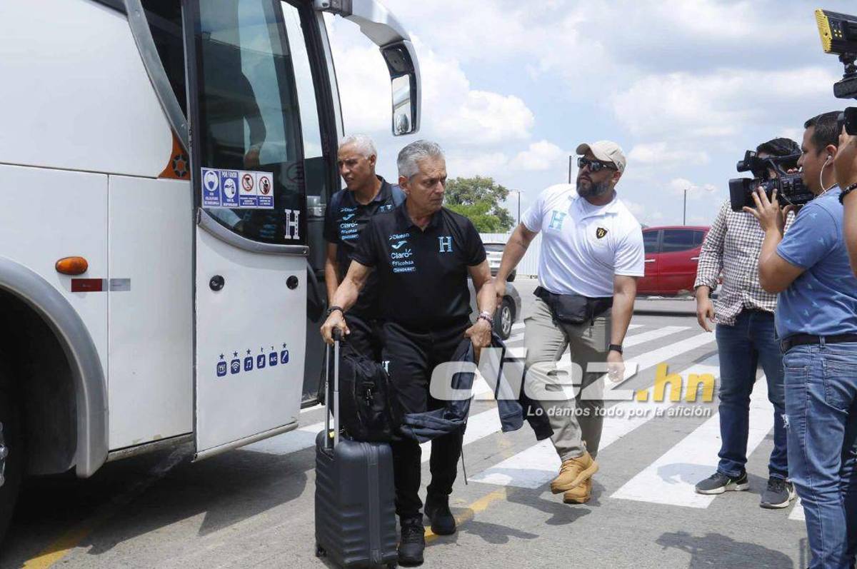 ¿Qué pasó con Rueda en el aeropuerto? hay convocado de emergencia y la afición contenta; así fue la salida de la H hacia República Dominicana