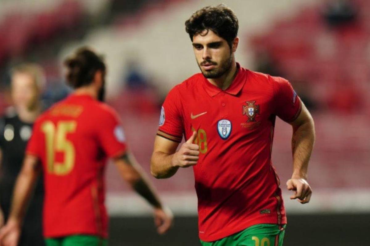 El portugués Pedro Neto debe operarse un tobillo y se perderá el Mundial de Qatar 2022