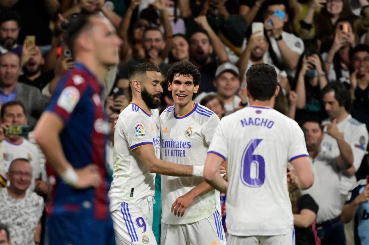 Real Madrid ha conseguido una paliza de 5-0 ante el Levante en el Bernabéu.
