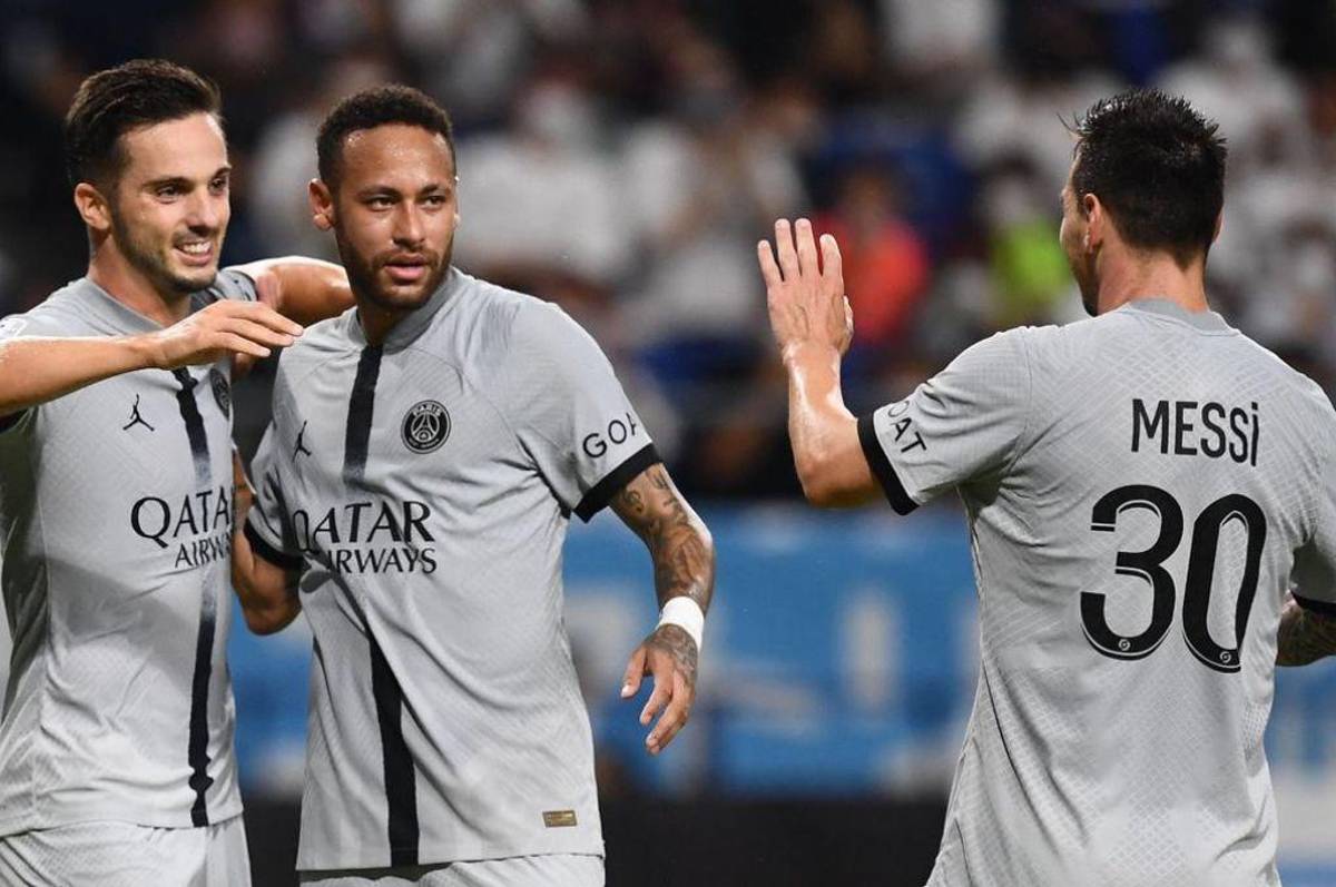 ¡Privilegiados y afortunados! Los 25 futbolistas que han compartido cancha con Cristiano Ronaldo y Leo Messi