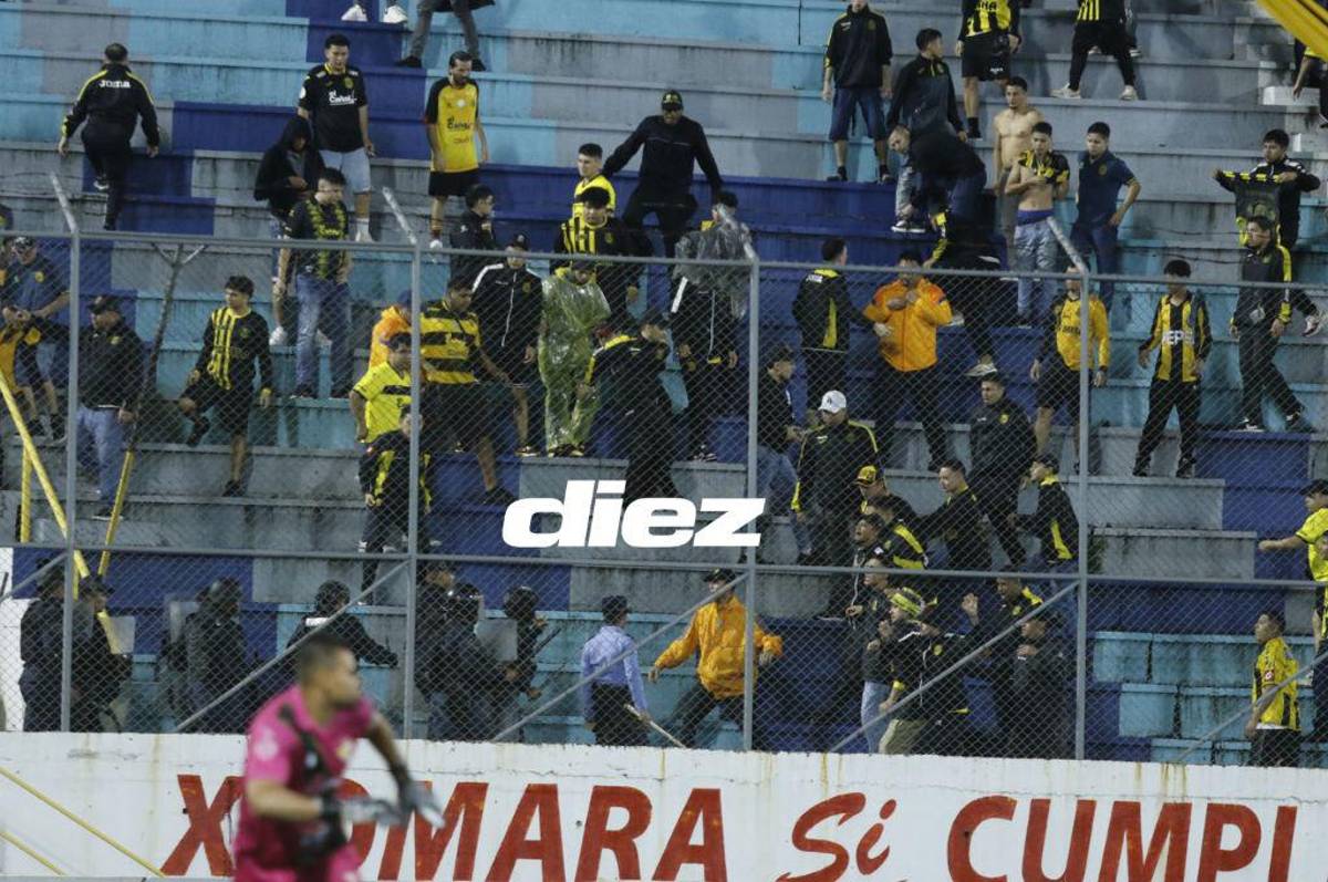 La triste imagen en el estadio Morazán, Real España estrenó uniforme y los incidentes de los aficionados con la Policía