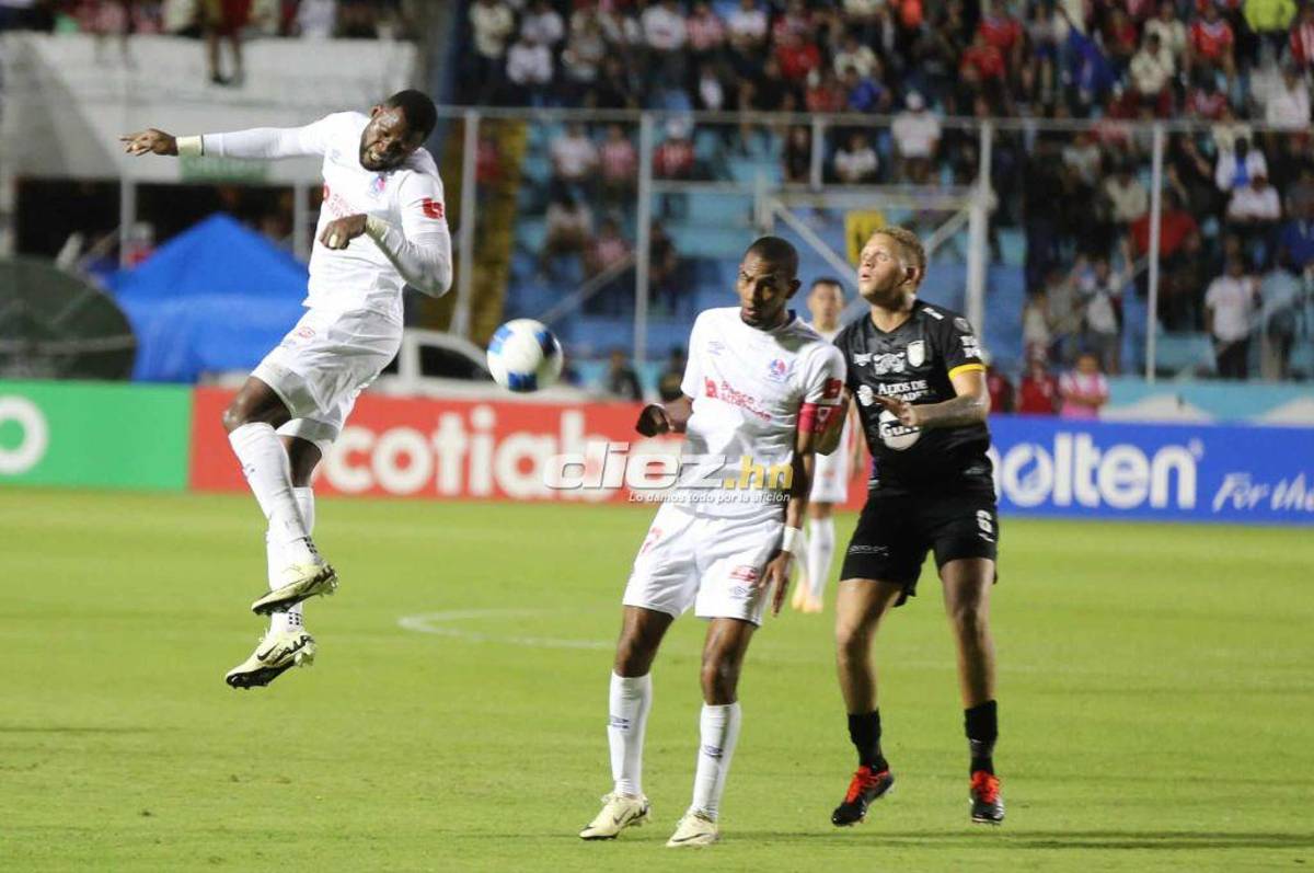 No se vio en TV: El hincha de Olimpia que arriesgó su vida en el Nacional y el curioso cambio con el banquillo de suplentes