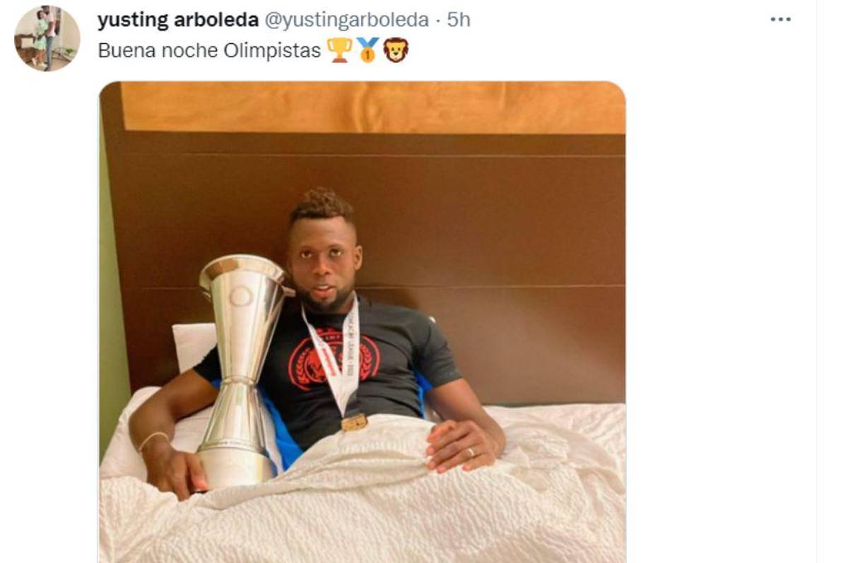 ¡Buenos días bicampeones! Abrazados a la Liga Concacaf durmieron y se levantaron los jugadores del Olimpia