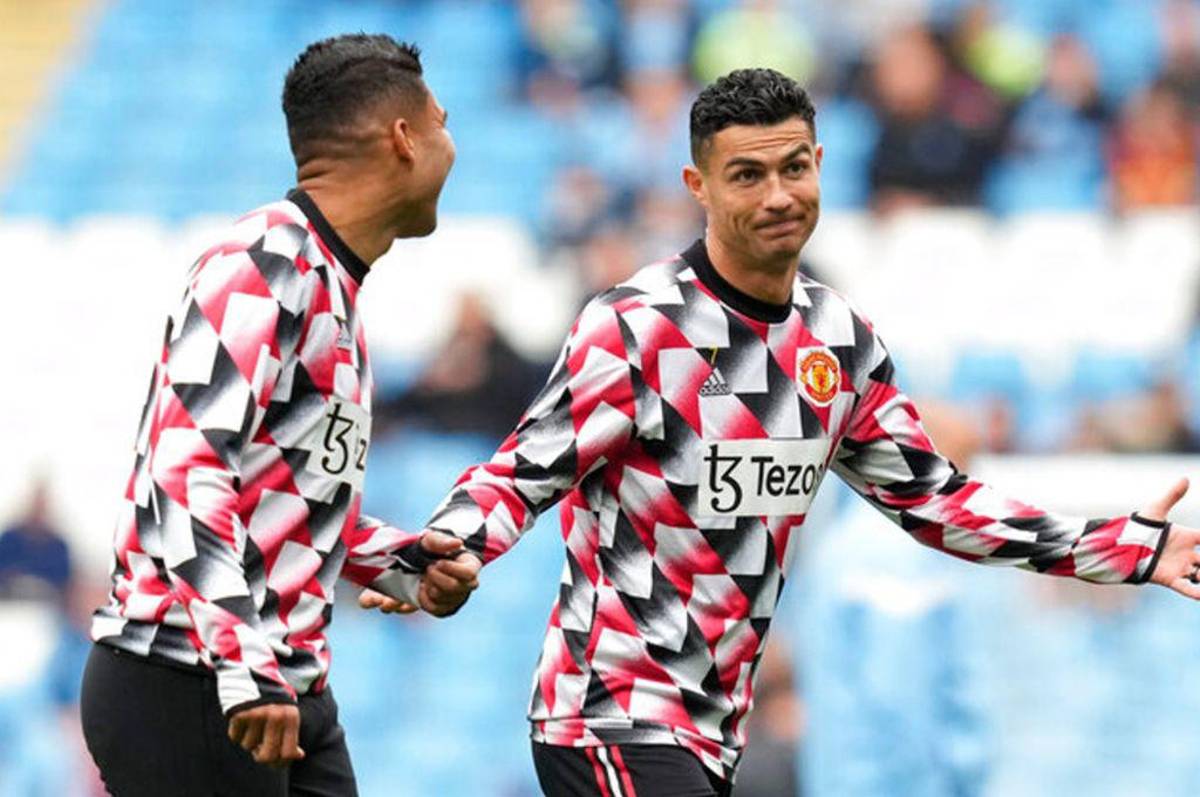 Cristiano Ronaldo y Casemiro vivieron una pesadilla desde el banquillo, aficionados del United abandonaron el estadio: Así se vivió el clásico de Manchester