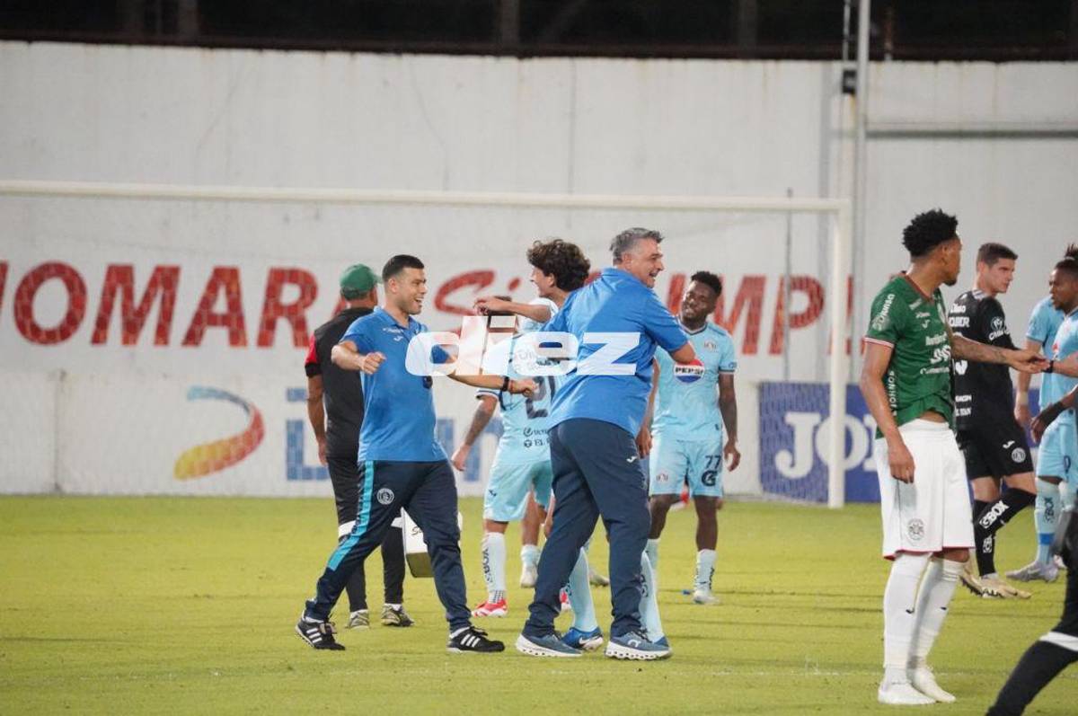 El provocador gesto de jugador de Motagua, niño sorprende a Anangonó y el abrazo de Diego Vázquez con su hijo tras el gol