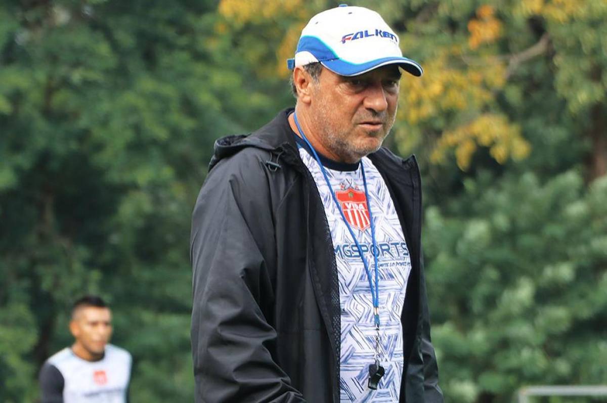 Fernando Mira, entrenador del Vida: “Será un partidazo el sábado y vamos a sorprender a los aficionados”
