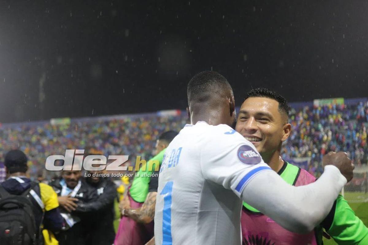 Bronca entre jugadores, el festejo de Honduras tras vencer a México y el feo gesto de Javier Aguirre, quien sufrió un corte en la cabeza