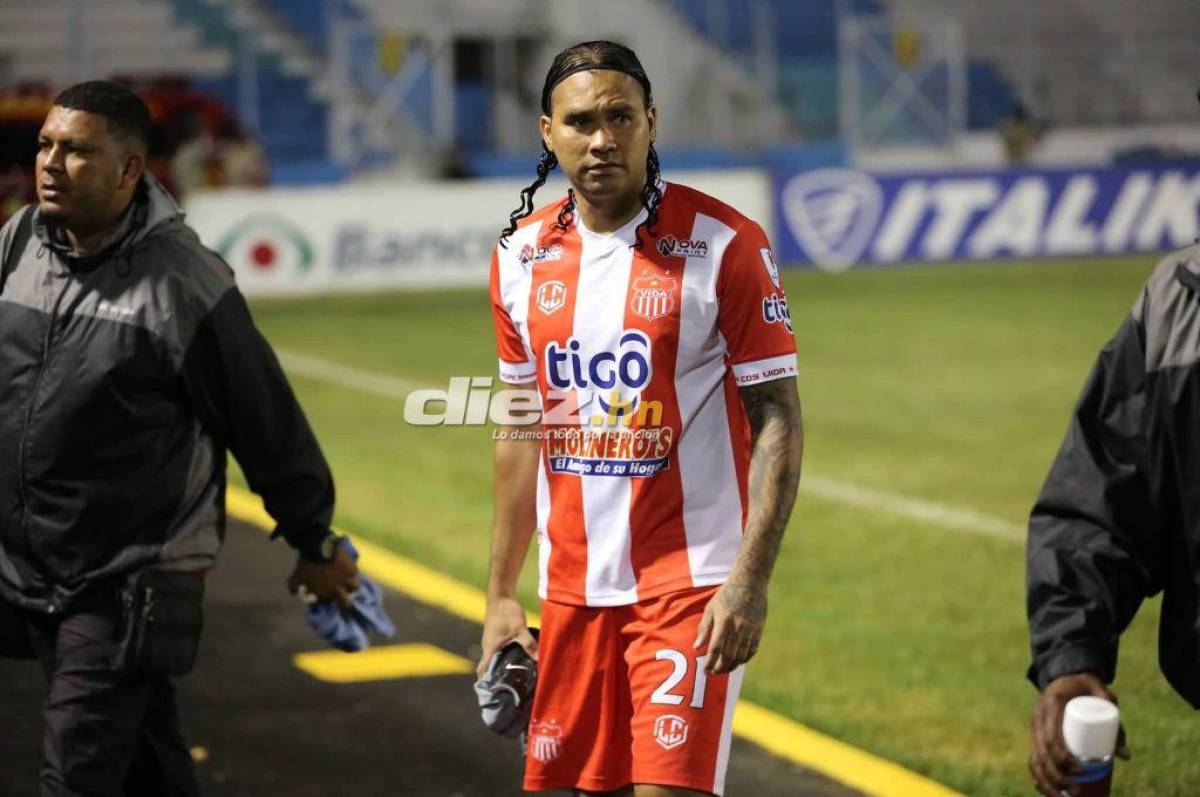 No se vio en TV: Las imágenes de “Gullit” Peña en el estadio Nacional, el festejo íntimo de Marathón y Real Sociedad se hunde