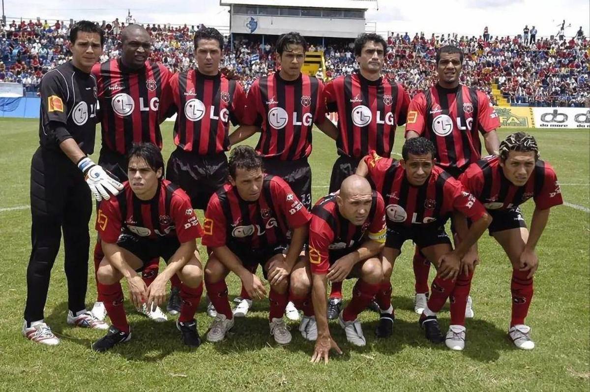 Quedó campeón con Alajuense, terminó en la cárcel y la directiva lo corrió del club: Nunca me ayudaron...