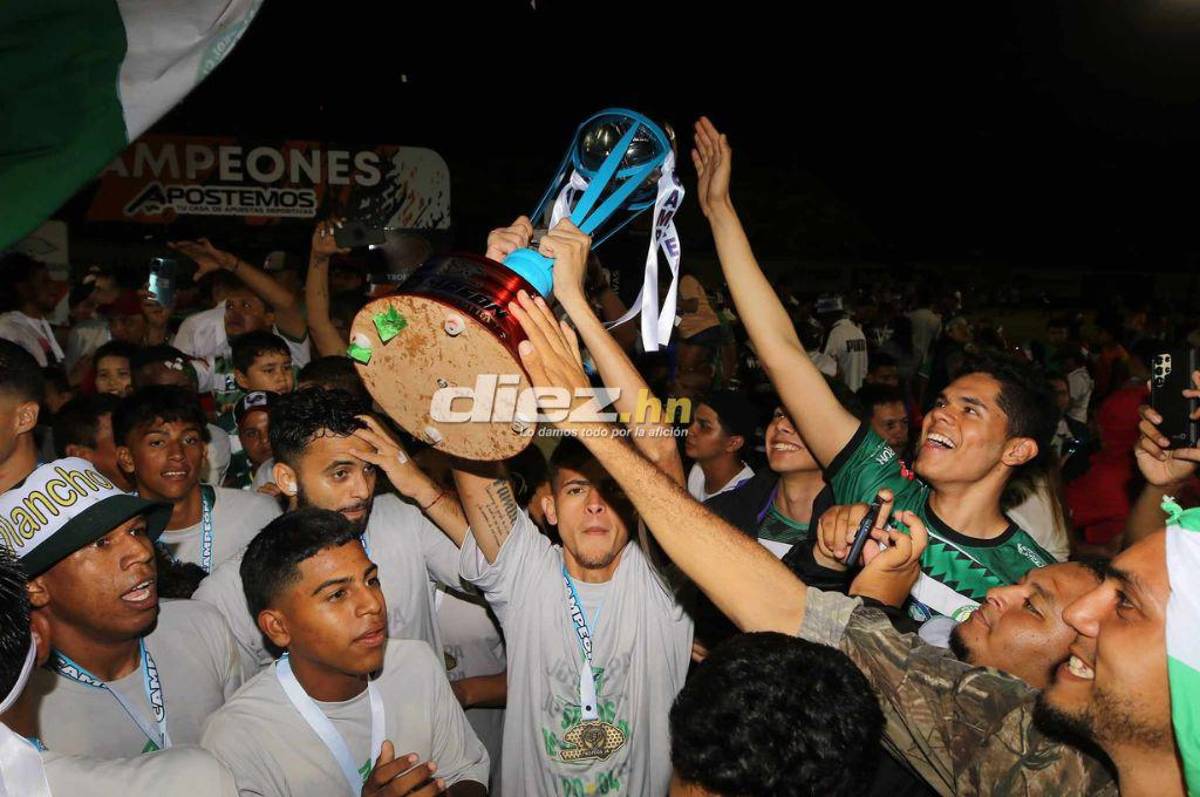 Así fue la eufórica celebración de Juticalpa FC tras conseguir el ascenso a la primera división y la tristeza del Lone FC