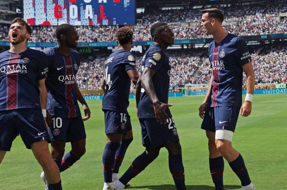 Se rompe el vestuario del PSG por culpa del Balón de Oro y Luis Enrique no lo puede creer: Si él no lo gana, habrá un problema...