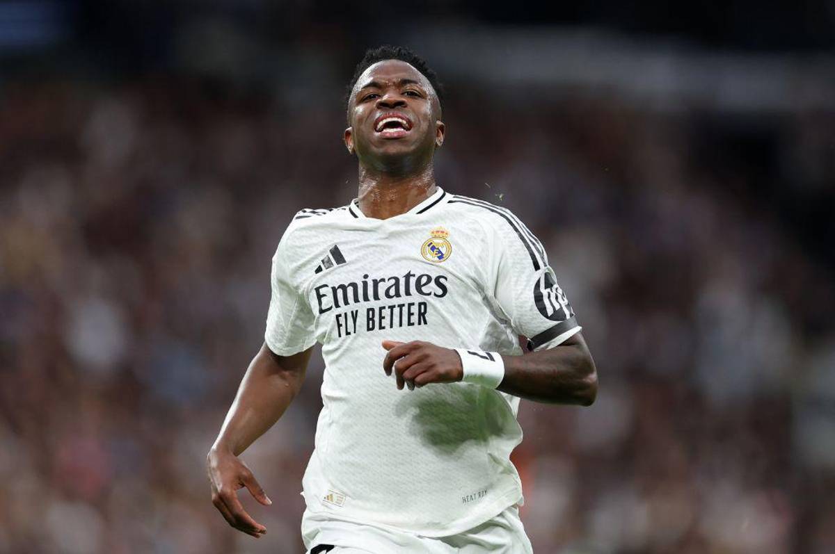 El 'regalo' del árbitro al Real Madrid, la pesadilla de Vinicius y la bronca de Mbappé tras caer ante Valencia