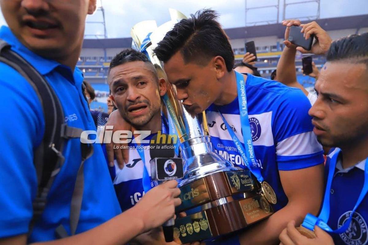 El gran gesto de Pereira con Omar Elvir, las lágrimas de Castellanos por la copa 18 de Motagua ¿y Rougier se despide?