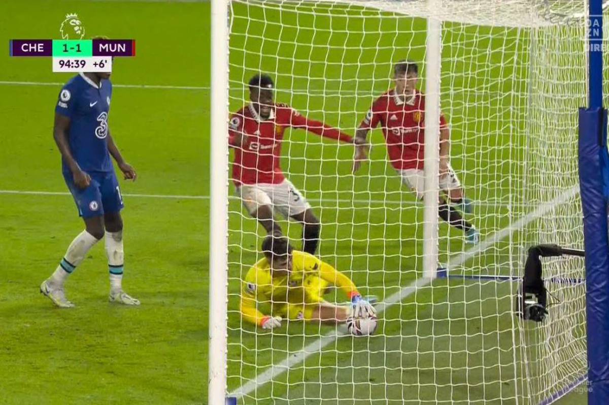 El apoyo de Cristiano Ronaldo, la lesión de Varane y gol ‘in extremis’ de Casemiro para dar el empate del Manchester United ante Chelsea